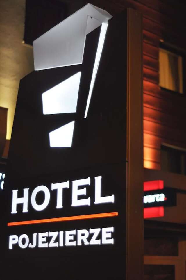 Отель Hotel Pojezierze Щецинек-12